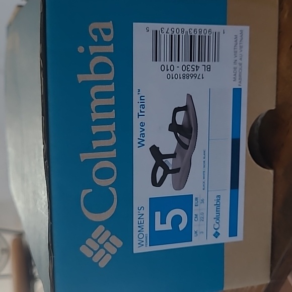 Columbia Wave Train sandals, lightweight, black, size 5 - Picture 7 of 7